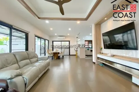 Casa de 3 dormitorios en Pattaya, Tailandia № 213413 - foto 14