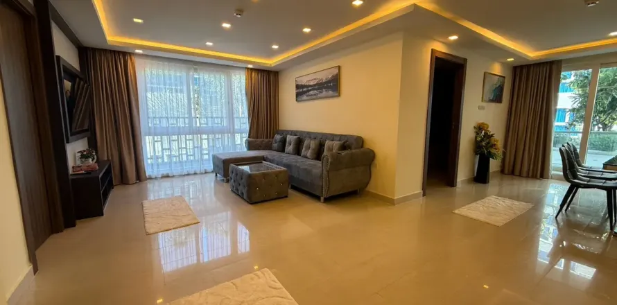 Condominio de 3 dormitorios en Pattaya, Tailandia № 212208