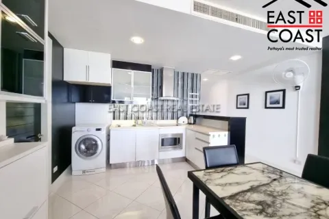 Condominio de 2 dormitorios en Jomtien Beach, Pattaya, Tailandia № 212210 - foto 4