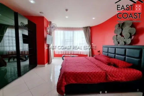 Condominio de 2 dormitorios en Jomtien Beach, Pattaya, Tailandia № 212210 - foto 9