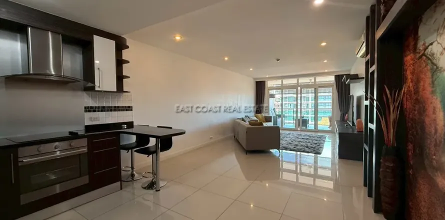 Condominio de 2 dormitorios en Pattaya, Tailandia № 212207