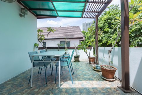 Дом в Хуай Кванге, Бангкок, Таиланд с 4 спальнями  № 138319 - фото 13