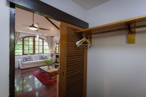 Дом в Хуай Кванге, Бангкок, Таиланд с 4 спальнями  № 138319 - фото 17