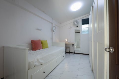 Дом в Хуай Кванге, Бангкок, Таиланд с 4 спальнями  № 138319 - фото 7