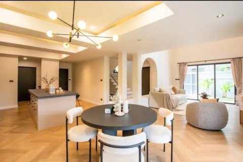 Maison à Watthana, Bangkok, Thaïlande 3 chambres № 158229 - photo 6