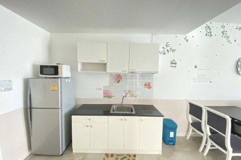 Condo in Hua Hin, Thailand, 2 bedrooms  № 158233 - photo 3