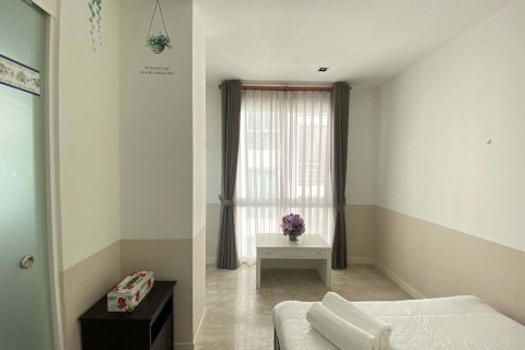 Condo in Hua Hin, Thailand, 2 bedrooms  № 158233 - photo 7