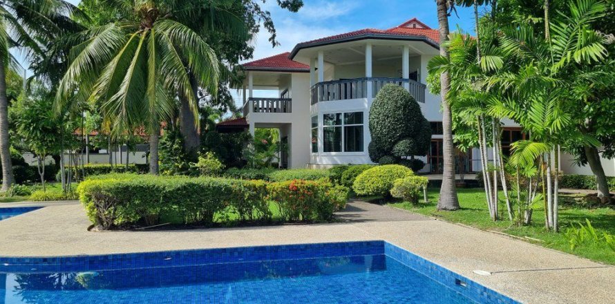 Villa à Hua Hin, Thaïlande 6 chambres № 158230