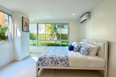 Кондоминиум с 2 спальнями в Хуа Хине, Таиланд № 159346 - фото 7