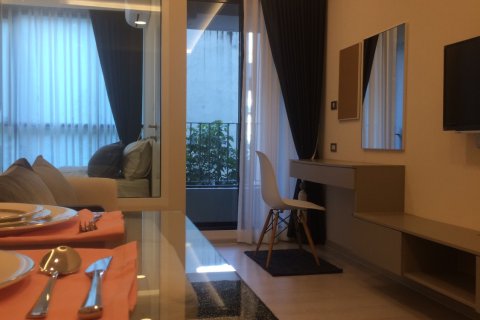 Studio in the Condo in Khlong Toei, Bangkok, Thailand № 159345 - photo 5