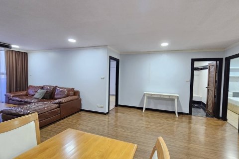 Condo in Watthana, Bangkok, Thailand, 2 bedrooms  № 159350 - photo 3