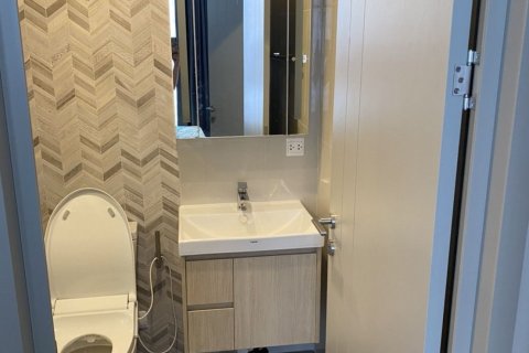 Studio in the Condo in Khlong Toei, Bangkok, Thailand № 159344 - photo 8