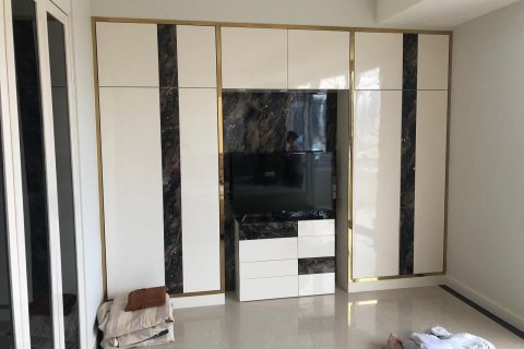 Condo in Khlong San, Bangkok, Thailand, 3 bedrooms  № 138523 - photo 7