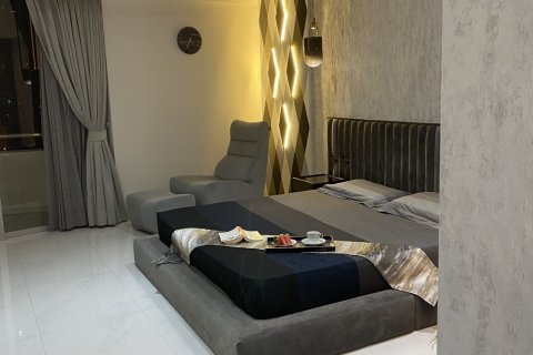 Condo in Khlong San, Bangkok, Thailand, 3 bedrooms  № 138523 - photo 11