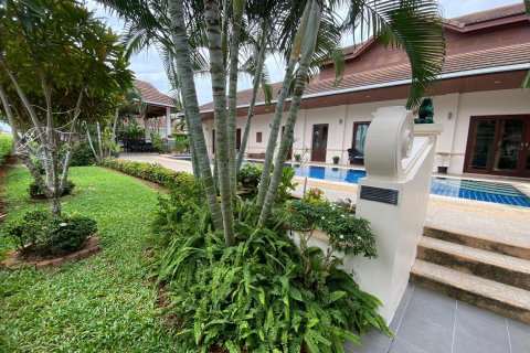 Вилла в Хуа Хине, Таиланд с 4 спальнями  № 139345 - фото 8