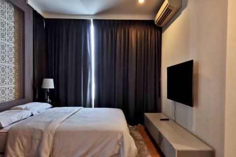 Condo in Khlong Toei, Bangkok, Thailand, 3 bedrooms  № 133939 - photo 12