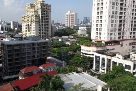 Кондоминиум с 2 спальнями в Ваттхане, Бангкок, Таиланд № 133936 - фото 5