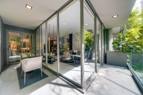 Condo in Watthana, Bangkok, Thailand, 2 bedrooms  № 133938 - photo 4