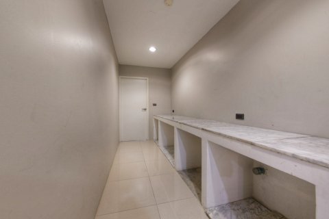 Вилла в Ваттхане, Бангкок, Таиланд с 3 спальнями  № 133934 - фото 20