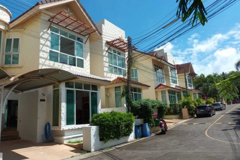 Villa in Phuket, Thailand 3 bedrooms № 138827 - photo 6