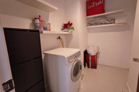 Кондоминиум с 2 спальнями в Патхум Ване, Бангкок, Таиланд № 138832 - фото 14