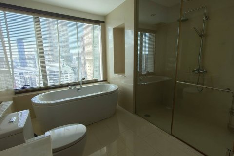 Кондоминиум с 2 спальнями в Патхум Ване, Бангкок, Таиланд № 138832 - фото 12