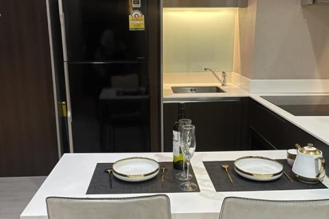 Кондоминиум с 2 спальнями в Пхая Тая, Бангкок, Таиланд № 171035 - фото 3