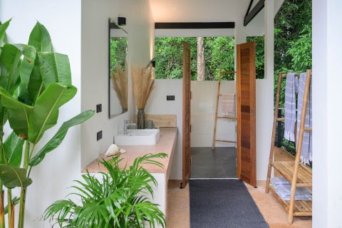 Вилла в Сураттхани, Таиланд с 4 спальнями  № 171033 - фото 4