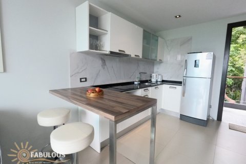 Condo in Patong, Thailand, 1 bedroom № 179548 - photo 7