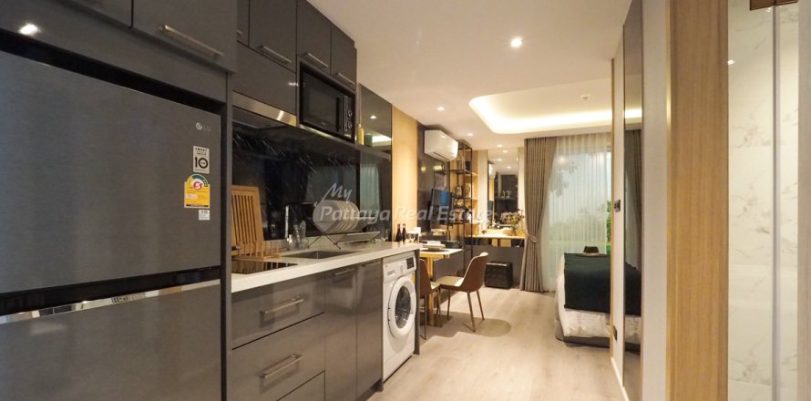 Studio dans le Condo à Bang Lamung, Thaïlande № 205224