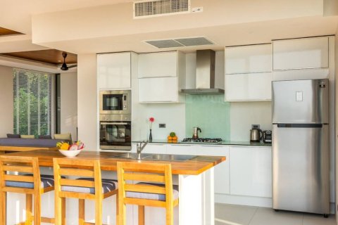 Дуплекс в Сураттхани, Таиланд с 3 спальнями  № 152559 - фото 4