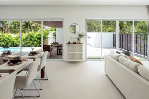 Вилла в Сураттхани, Таиланд с 3 спальнями  № 152565 - фото 3