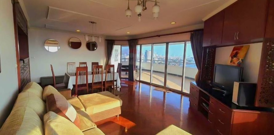 Кондоминиум с 3 спальнями в Банг Пхлате, Бангкок, Таиланд № 152563