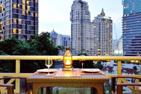 Кондоминиум с 2 спальнями в Бангкоке, Таиланд № 152560 - фото 10