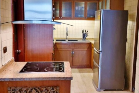 Кондоминиум с 2 спальнями в Бангкоке, Таиланд № 152560 - фото 8