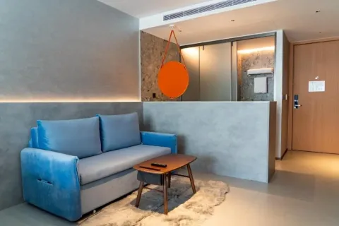 Studio in the Condo in Bang Tao, Thailand  № 134326