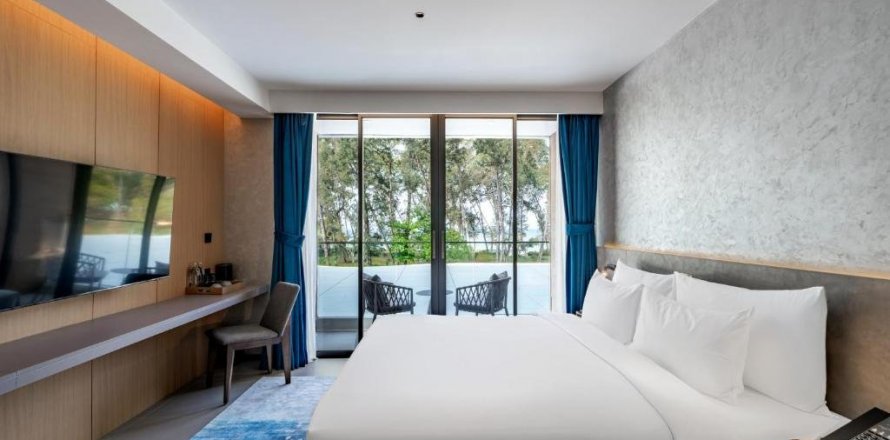 Studio in the Condo in Bang Tao, Thailand  № 134323