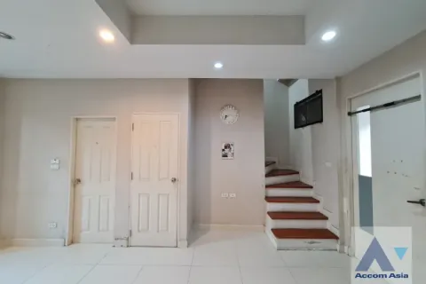 Reihenhaus in Phra Khanong, Bangkok, Thailand 3 Schlafzimmer № 218663 - Foto 4
