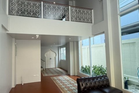 Centre commercial à Chiang Mai, Thaïlande № 170578 - photo 4