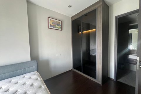 Studio dans le Condo à Watthana, Bangkok, Thaïlande  № 170573 - photo 4