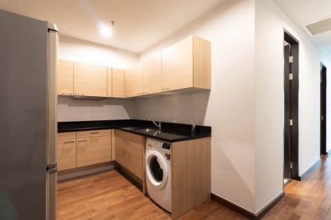 Кондоминиум с 2 спальнями в Патхум Ване, Бангкок, Таиланд № 170777 - фото 4