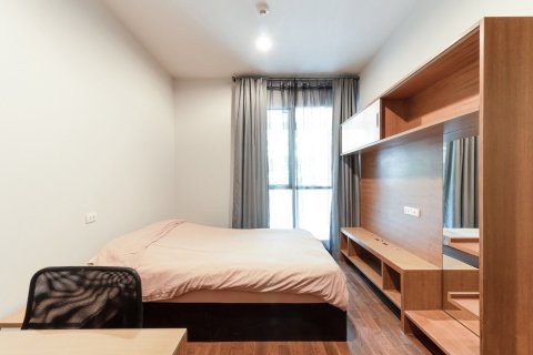 Кондоминиум с 2 спальнями в Патхум Ване, Бангкок, Таиланд № 170777 - фото 9