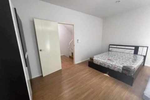 Таунхаус в Банг Круае, Таиланд с 3 спальнями  № 170778 - фото 5