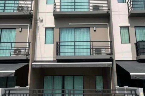 Таунхаус в Банг Круае, Таиланд с 3 спальнями  № 170778