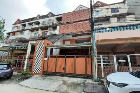 Townhouse in Suan Luang, Bangkok, Thailand 5 bedrooms № 161323