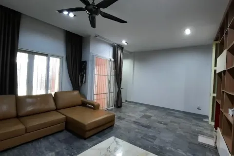 Townhouse in Suan Luang, Bangkok, Thailand 5 bedrooms № 161323 - photo 13