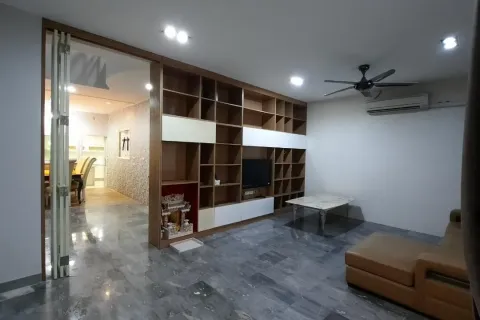 Townhouse in Suan Luang, Bangkok, Thailand 5 bedrooms № 161323 - photo 2