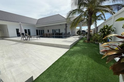 Вилла в Хуа Хине, Таиланд с 3 спальнями  № 161326 - фото 2