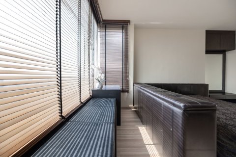 Condo in Khlong San, Bangkok, Thailand, 3 bedrooms  № 161324 - photo 13