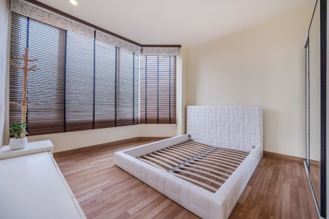 Condo in Khlong San, Bangkok, Thailand, 3 bedrooms  № 161324 - photo 20